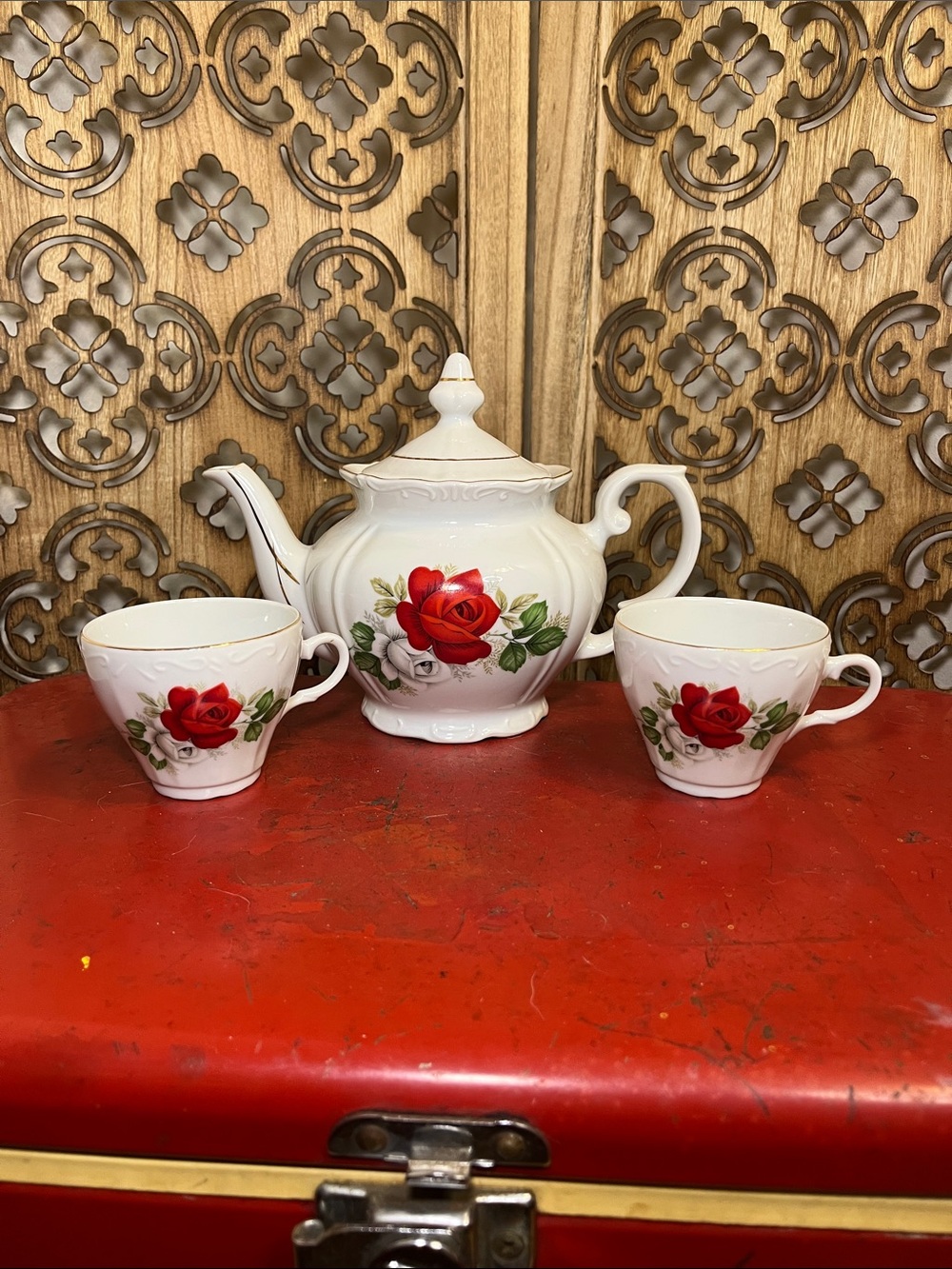 White Porcelain Teapot and Teacup Set with Red Rose Pattern